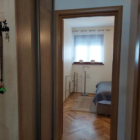 Regle & Apartment