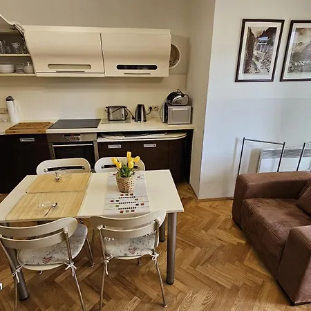 Regle & Apartment *