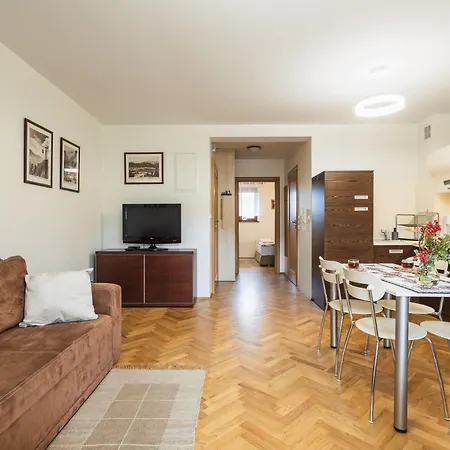 Regle & Apartamento *