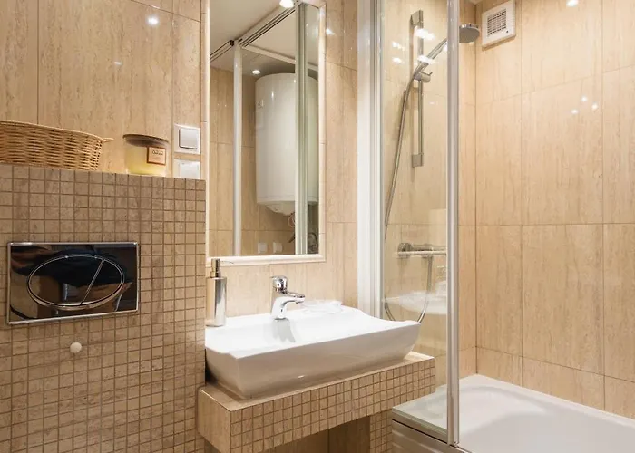 Regle & كوشتيليسكا