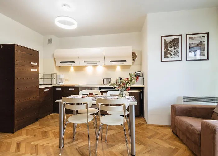 Regle & كوشتيليسكا